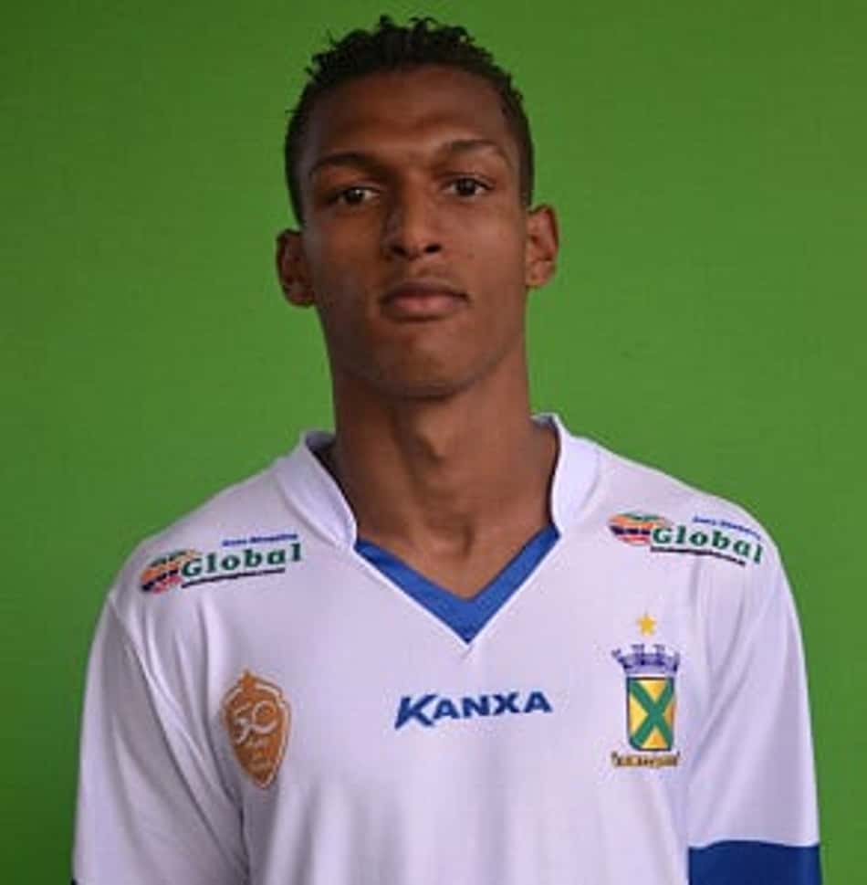 São Paulo contrata atacante do Santo André para integrar a base
