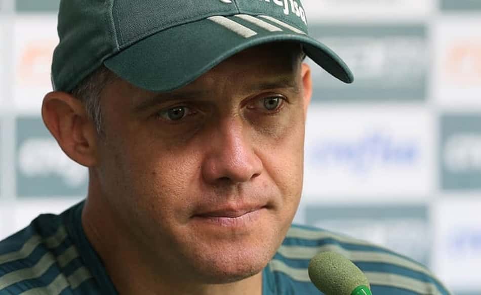 Eduardo Baptista, Cuca, Sassá… Confira o Vaivém desta sexta