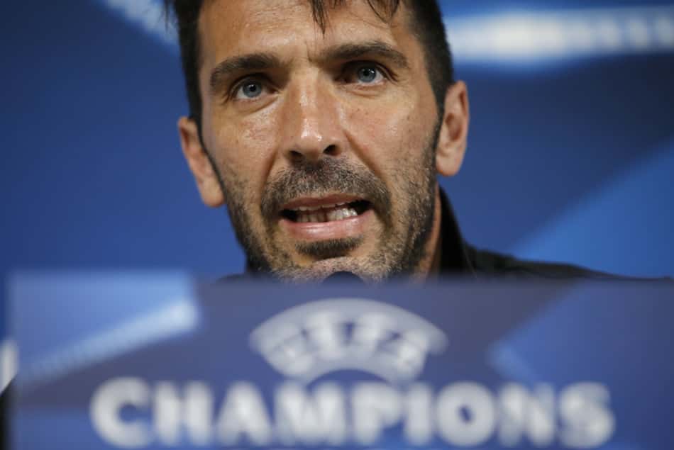 O goleiro Buffon tem mais de 100 jogos disputados pela Liga dos Campeões da Europa, sendo uma autoridade no torneio