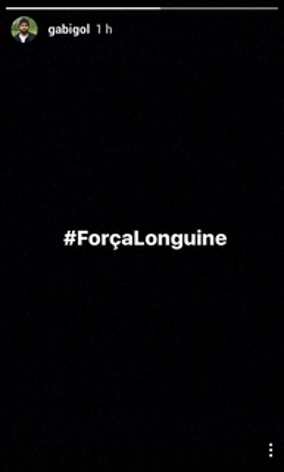 O ex-Menino da Vila, Gabigol, ofereceu força ao Longuine pelo InstaStories 