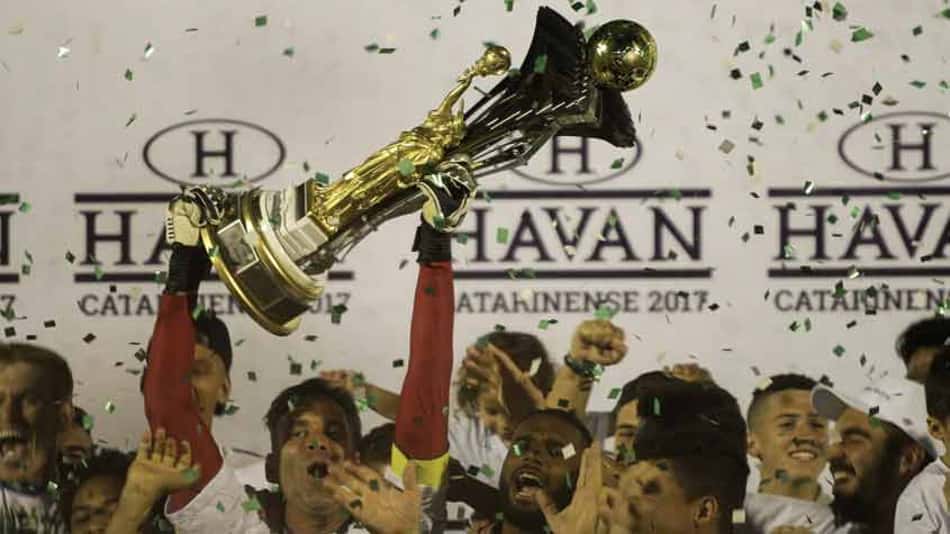 É campeã! Chape se reestrutura e busca segundo título em quatro dias