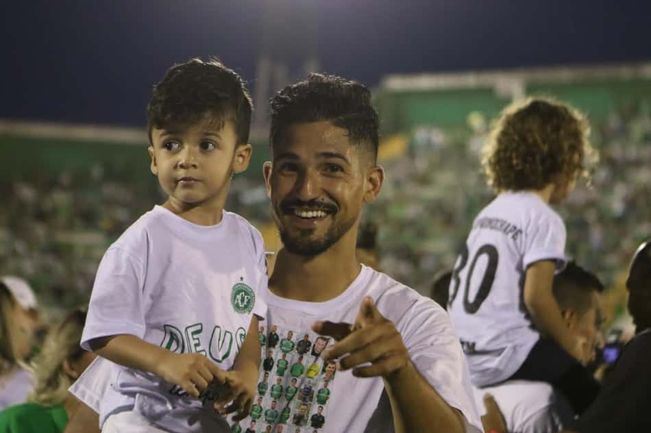 Túlio de Melo celebra título e prevê jogo equilibrado na Colômbia