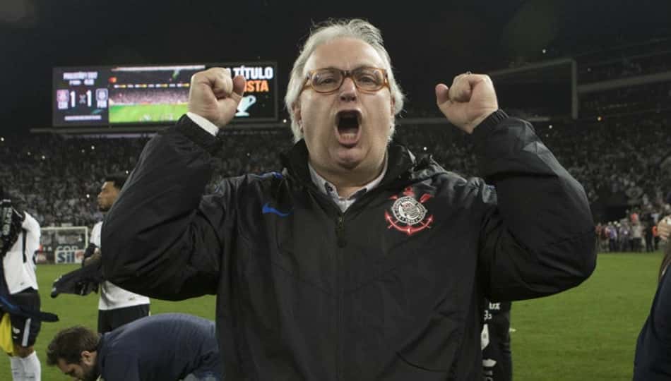 Corinthians ouve sondagens e aceita desafio: segurar jogadores campeões