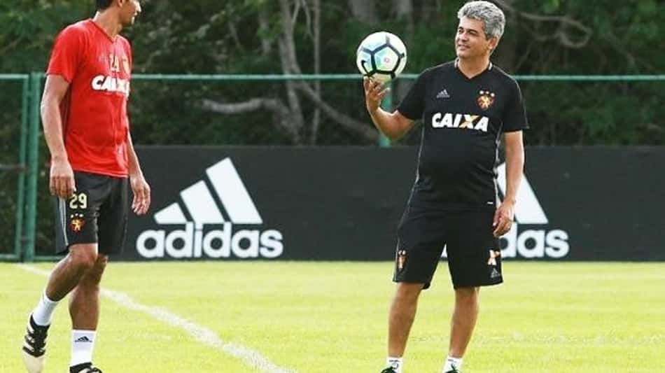 Com confiança inabalável, Ney Franco acredita em título do Sport