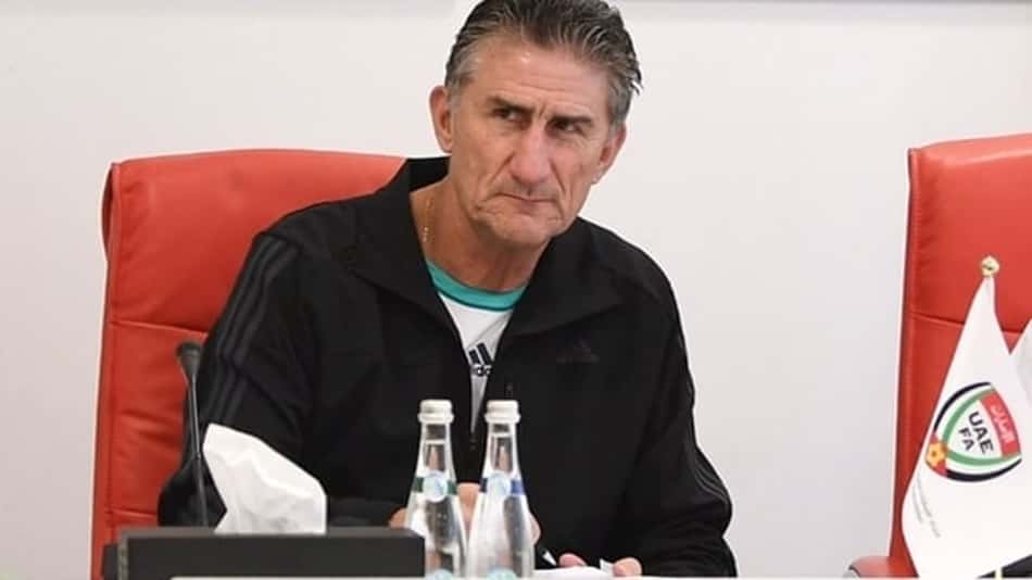 Ex-técnico do São Paulo e da Argentina revela que gostaria de treinar a seleção equatoriana