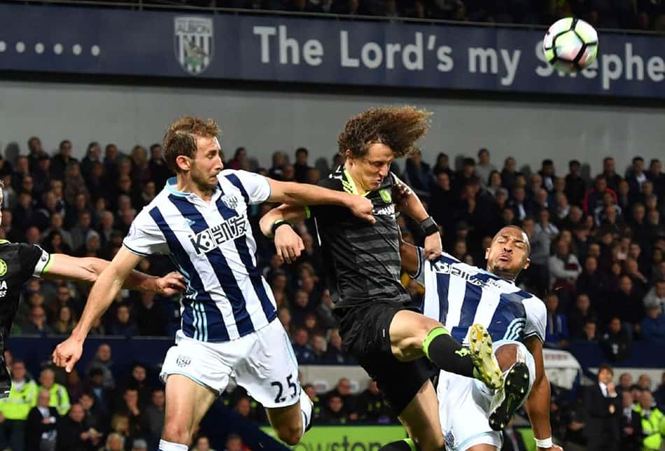 David Luiz ignora críticas e celebra título inglês: 'Sou um privilegiado'