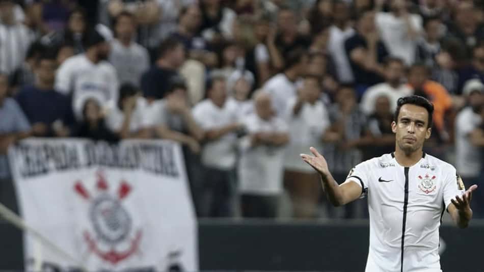 Chapecoense joga 'em casa' e arranca empate com o Corinthians na Arena
