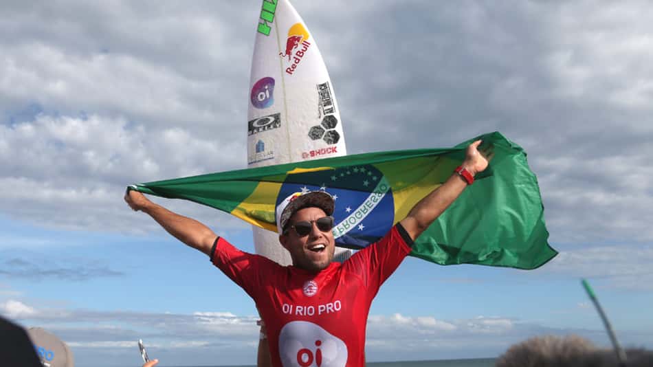 Apesar de tropeços, Adriano de Souza segue sonhando com bicampeonato