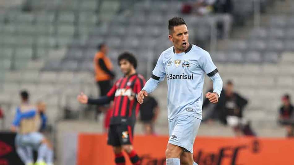 Gremistas exaltam vitória fora de casa contra o Atlético Paranaense