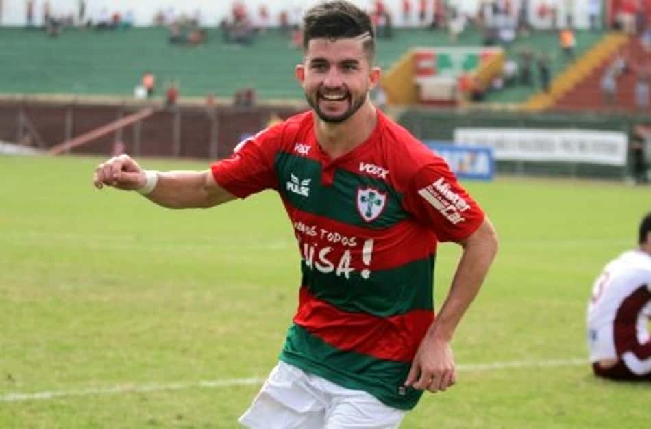 Portuguesa confirma retorno de Guilherme Queiroz