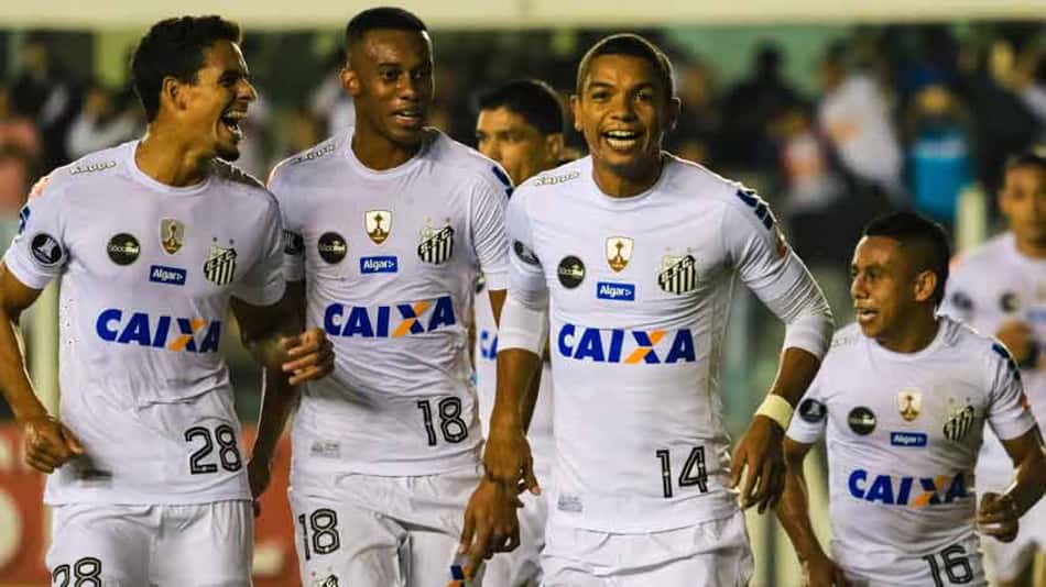 Tem que manter isso, viu!? Santos goleia e se classifica em 1º na Liberta