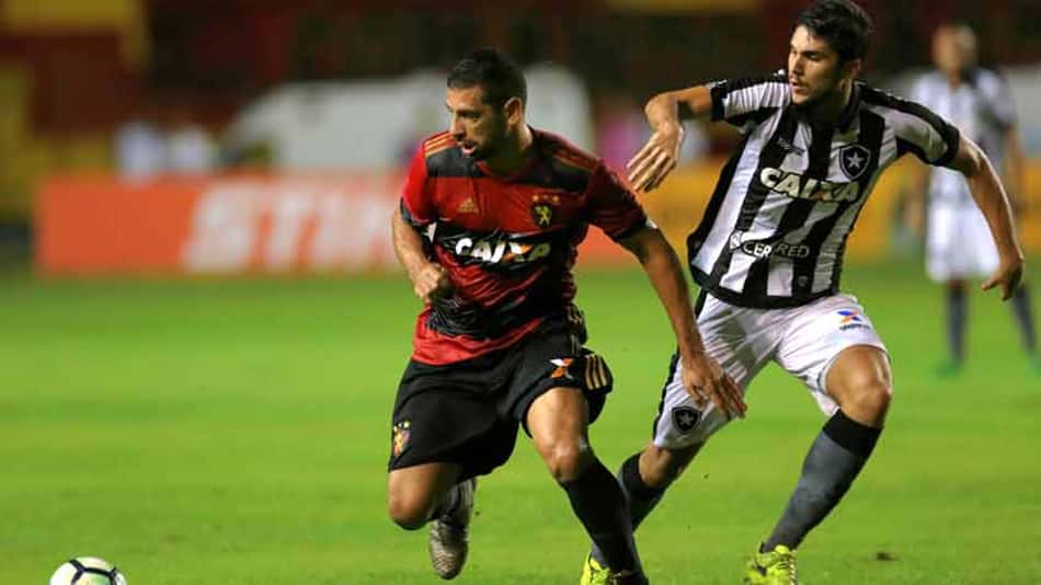 ATUAÇÕES: Roger e Carli vão bem na classificação do Botafogo no Recife