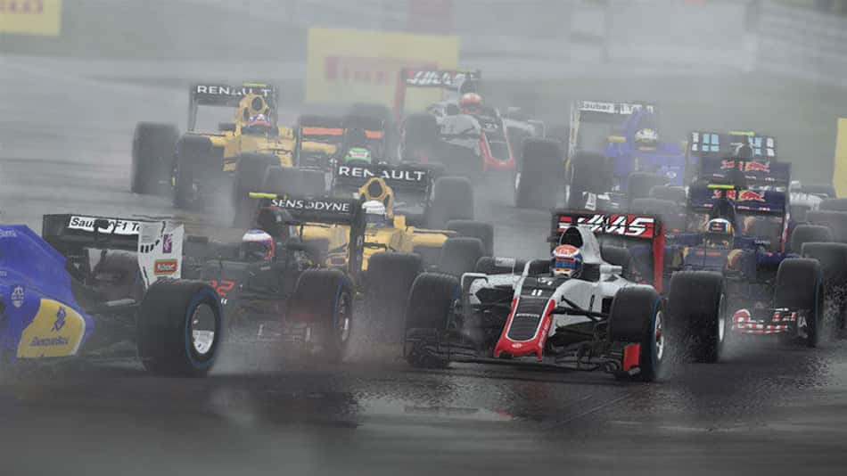 2010 Red Bull Racing RB6 é revelado como o próximo carro icônico para F1 2017