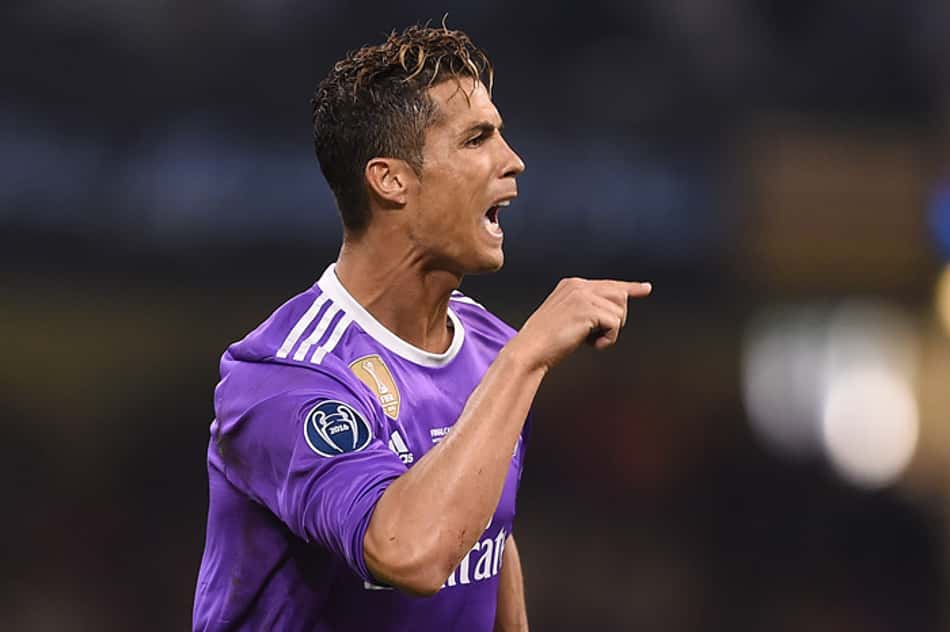 Real sobra no segundo tempo, goleia e ganha o bi da Liga dos Campeões