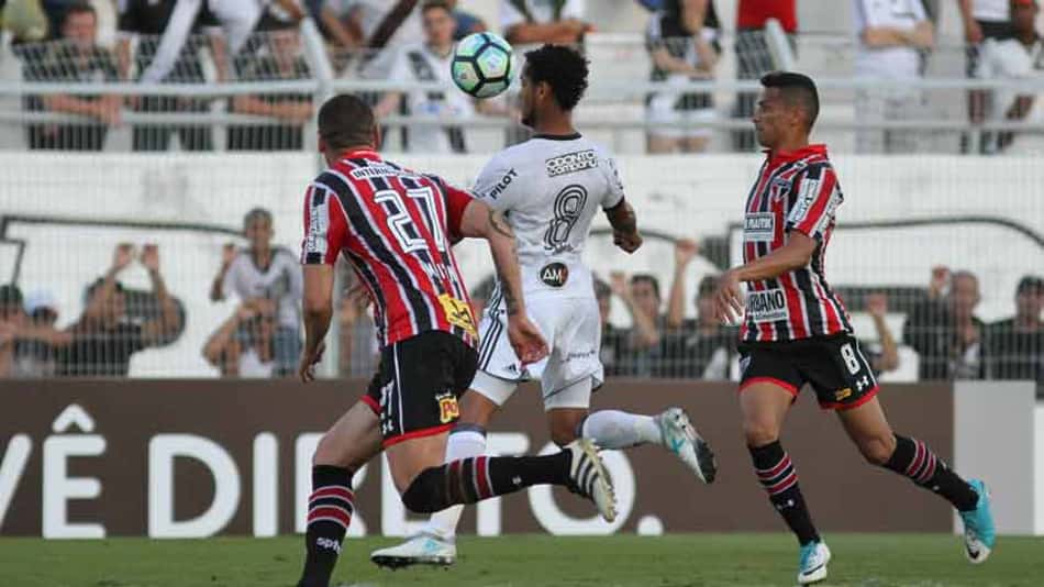 Ceni crê que empate seria mais justo e vê caso Cueva como 'infelicidade'