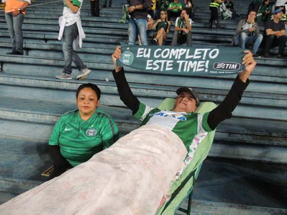 Amor e superação: a história do casal de torcedores que você respeita