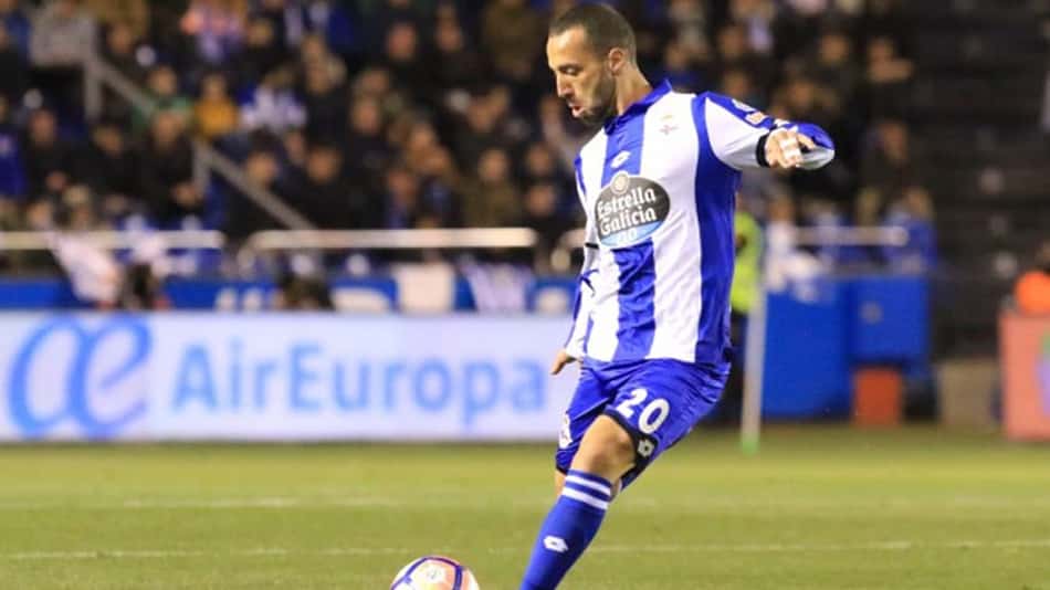 Ex-Timão celebra novo contrato com o La Coruña: 'Muito bem recebido'
