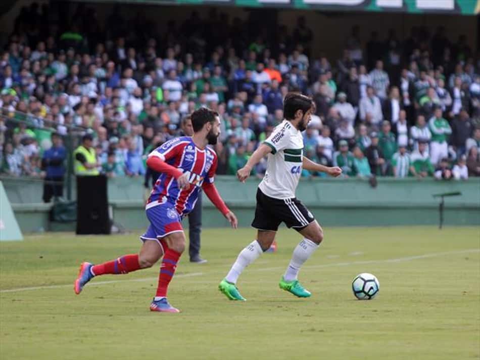 Jorginho vê empate como resultado justo no jogo contra o Coxa