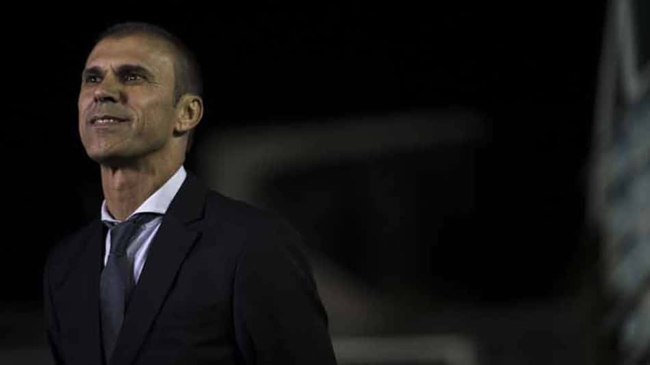 'Vamos dormir na Libertadores', festeja Milton após vitória do Vasco