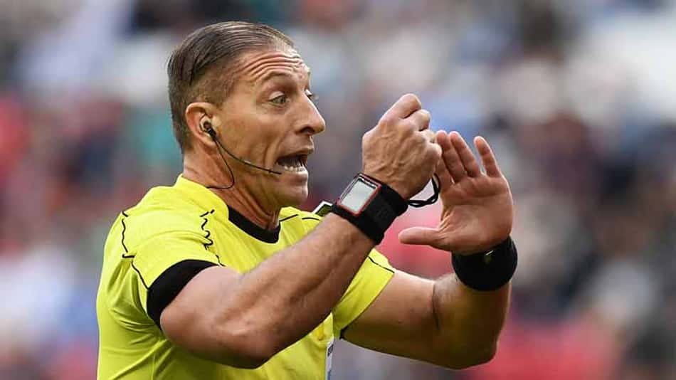 Argentino Néstor Pitana será o árbitro da final da Copa do Mundo