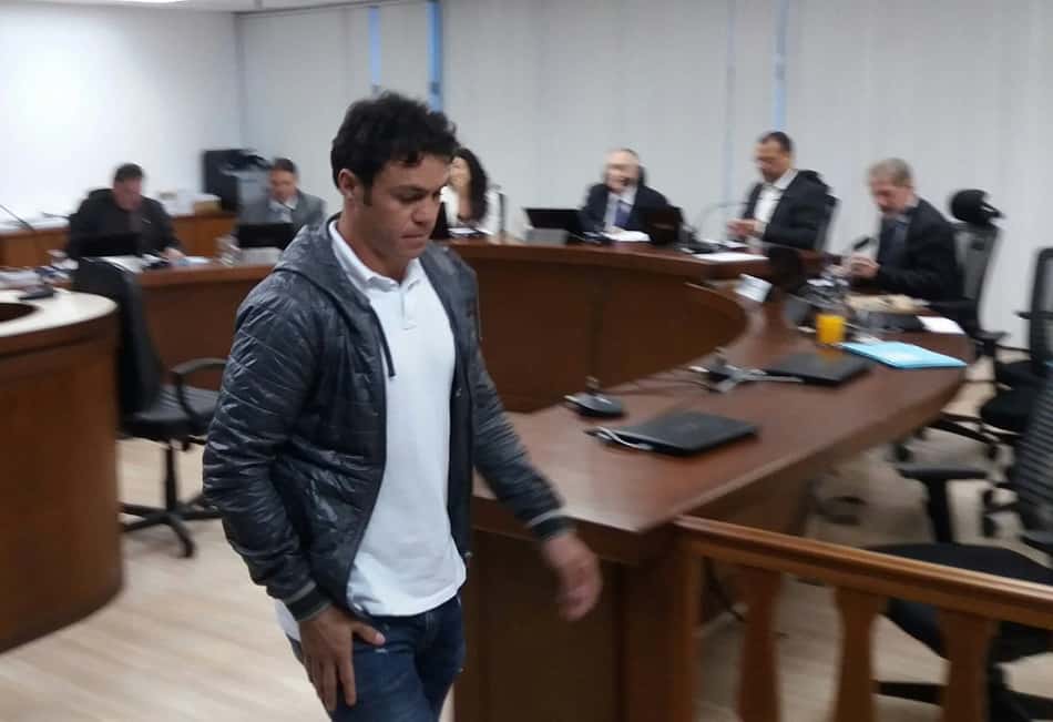 Coritiba ainda tenta reduzir a pena de Kleber Gladiador