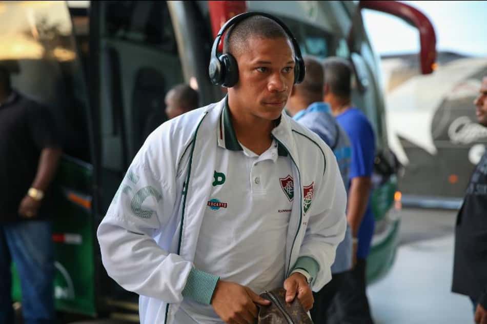 Ibra, Toni Kroos, Guerrero… Confira o Vaivém desta quinta-feira
