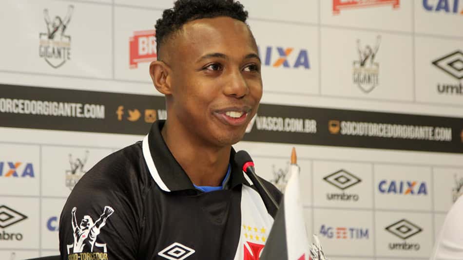 Wellington ainda não deu retorno ao Vasco. Confira a seguir outras imagens na galeria especial do LANCE!