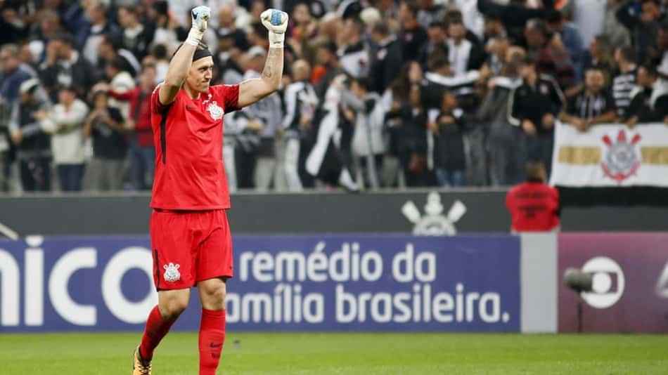 ATUAÇÕES: Jô decide na frente, e Cássio segura atrás contra a Ponte