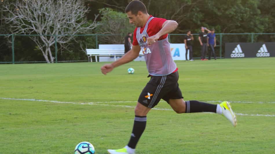 Diego Souza não se reapresenta, mas Sport o aguarda na quarta-feira