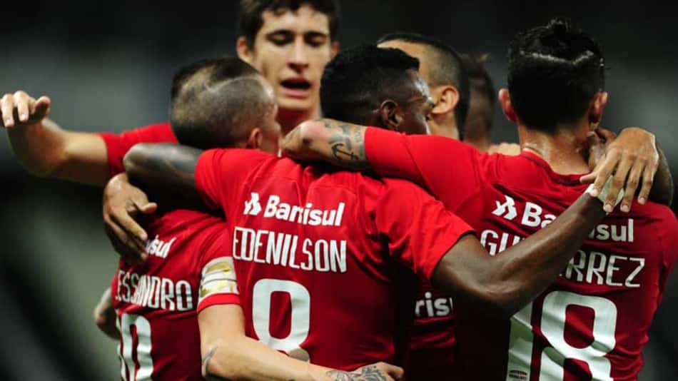 Ataque desencanta, e Inter derrota o Ceará fora de casa pela Série B