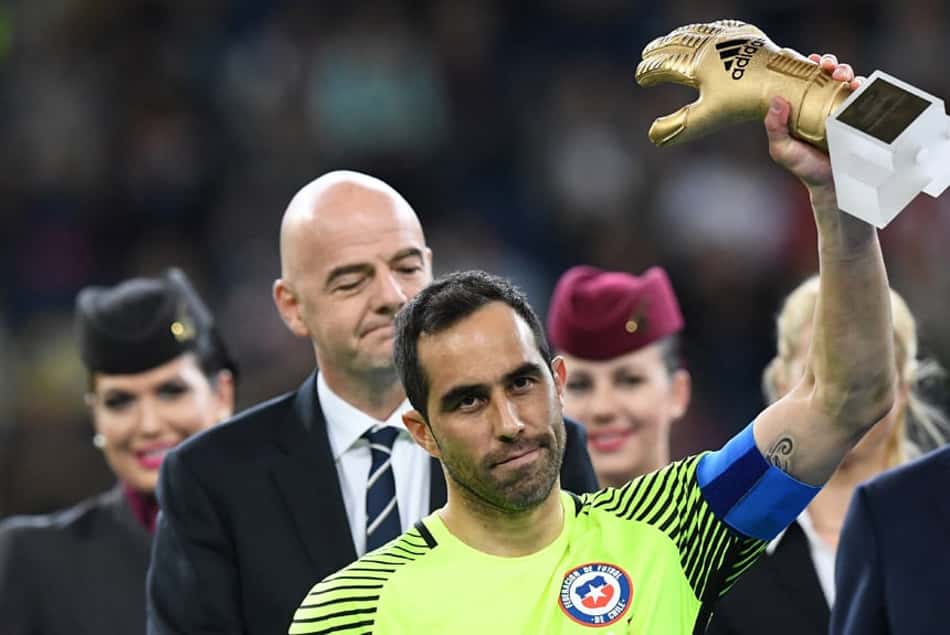Time sul-americano fez proposta para contratar Claudio Bravo