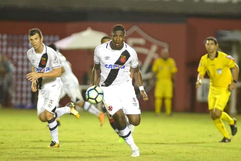 Sem espaço no Vasco, Thalles pode defender a Ponte Preta até fim do ano
