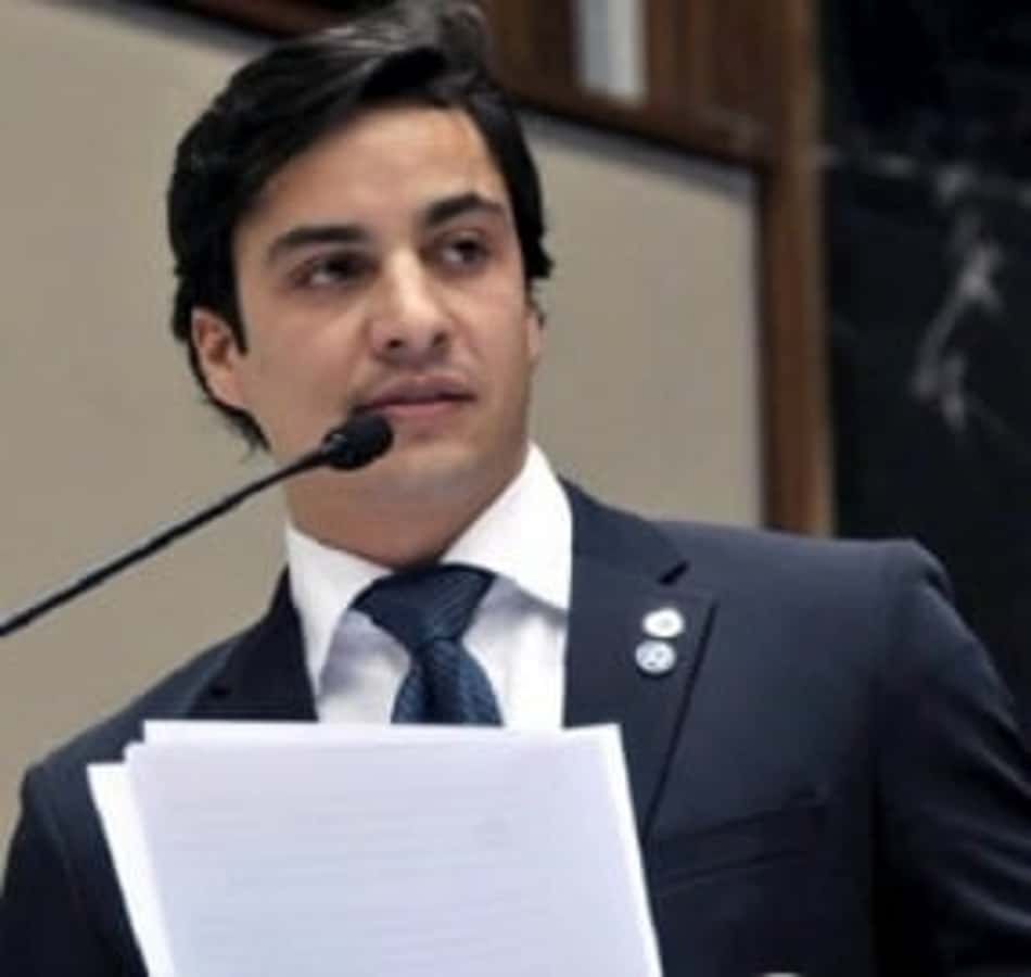 Gustavo Perrella deixa o comando da Secretaria Nacional do Futebol