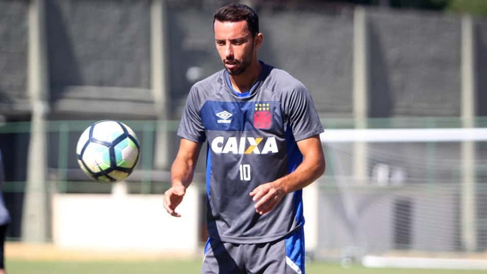 Nenê conversa com o São Paulo; empresário vai se reunir com o Vasco