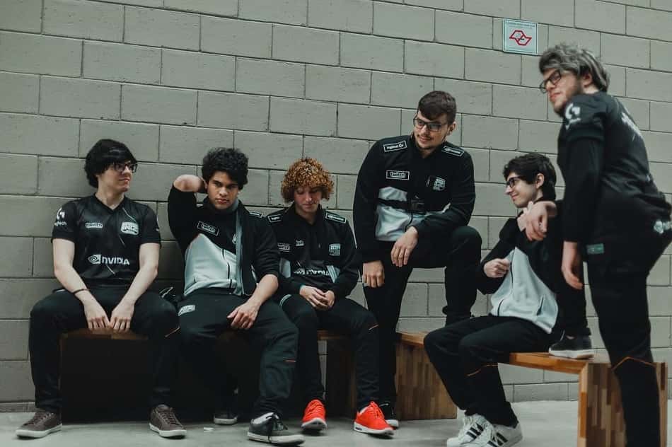 Maior vencedor do CBLoL e líder da primeira fase, INTZ busca a 6ª final