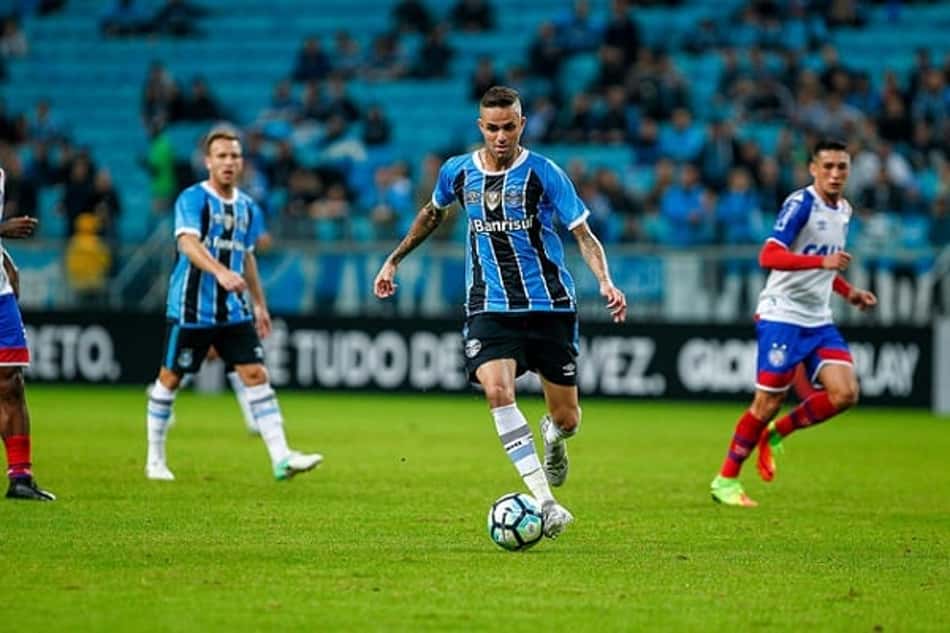 Luan entra na mira do Borussia Dortmund para substituir Dembélé