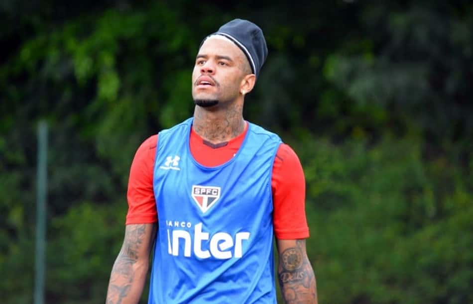 Corinthians quer Júnior Tavares e oferece atacante Lucca ao São Paulo