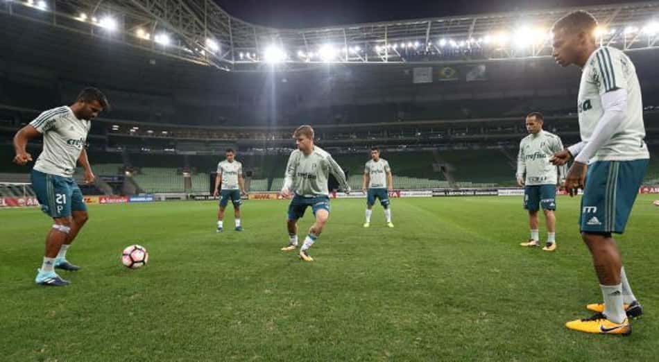 Guerra treina no Allianz e aumenta chances de jogar; Mayke é ausência