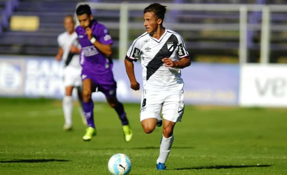 River Plate perto de contratar meio-campo uruguaio de 19 anos