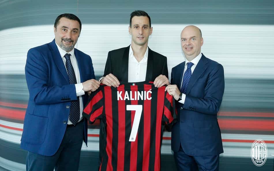 Milan anuncia goleador croata, o 11º reforço para a temporada