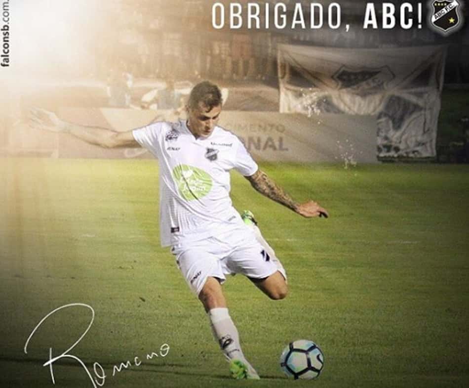 De saída do ABC, lateral-esquerdo ataca diretoria e ex-técnico Geninho