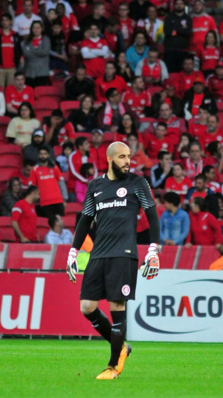 Danilo Fernandes relembra o dia que entrou para a história do Inter