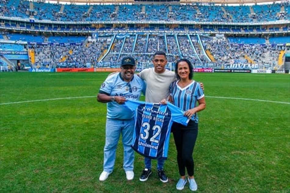 Negociação de Pedro Rocha com o futebol europeu pode render prejuízo milionário ao Grêmio