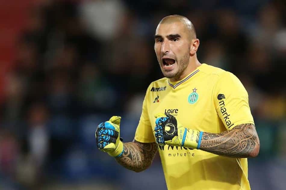 Ruffier, goleiro do Saint Etienne, abre a seleção do 'L'Equipe'
