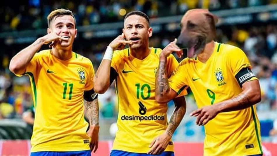 Cachorro em campo na partida entre Colômbia e Brasil rende zoeiras na internet
