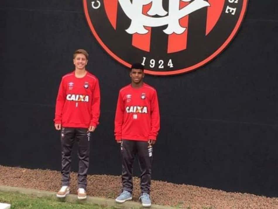 Após trazer promessa, Atlético-PR firma parceria com Cruzeiro-RS