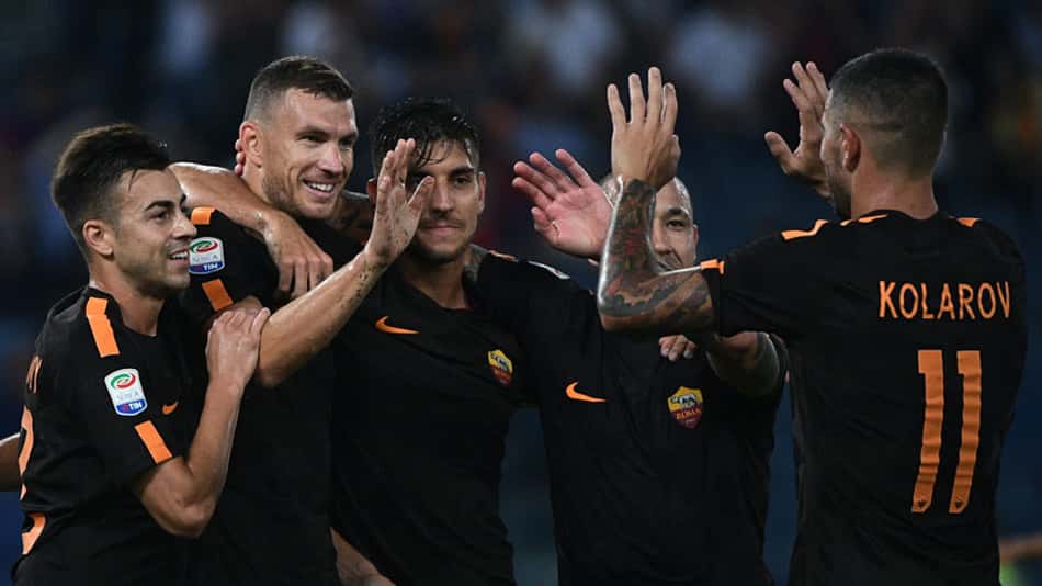 Em casa, Roma goleia e encosta na briga por vaga na Liga Europa