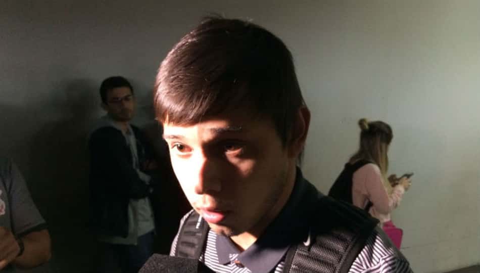 Assédio em aeroporto e tática contra o Racing: na Argentina, Romero fala