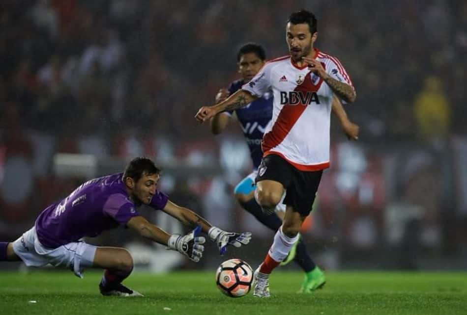 Atacante do River Plate recebe oferta para jogar em liga latina