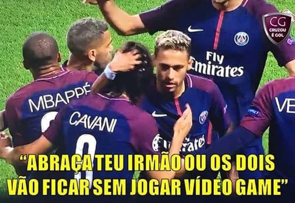 Reconciliação de Neymar e Cavani é destaque nos memes da vitória do PSG